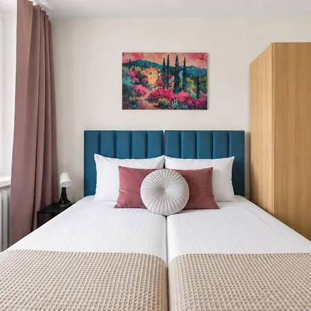 Tangerine 2rooms&balcony Center